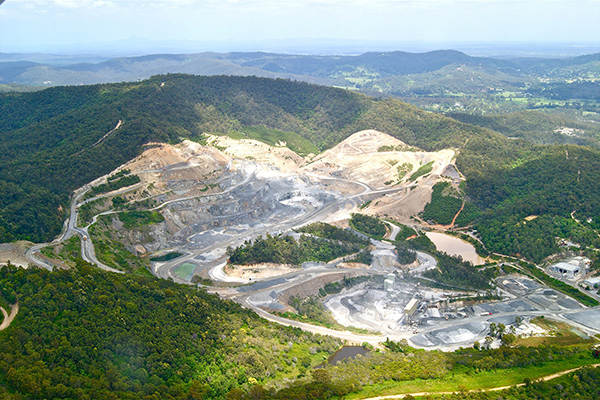 quarry-444904_1920600.jpg
